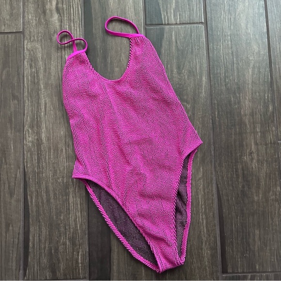Good American Always Fits Sculpt One Piece Swimsuit in Fuchsia Pink Sz S/M - Picture 2 of 7